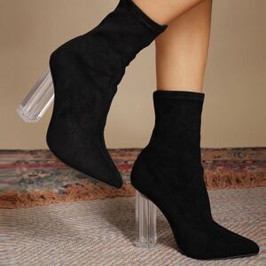 Pretty Black booties